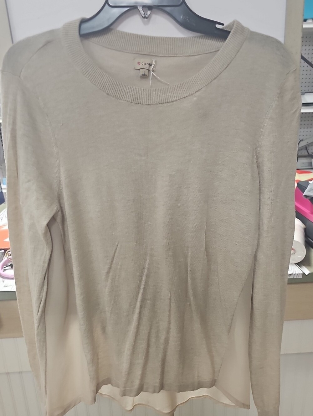 Daniel Cremieux Lightweight Cream Long Sleeve Crewneck Sweater